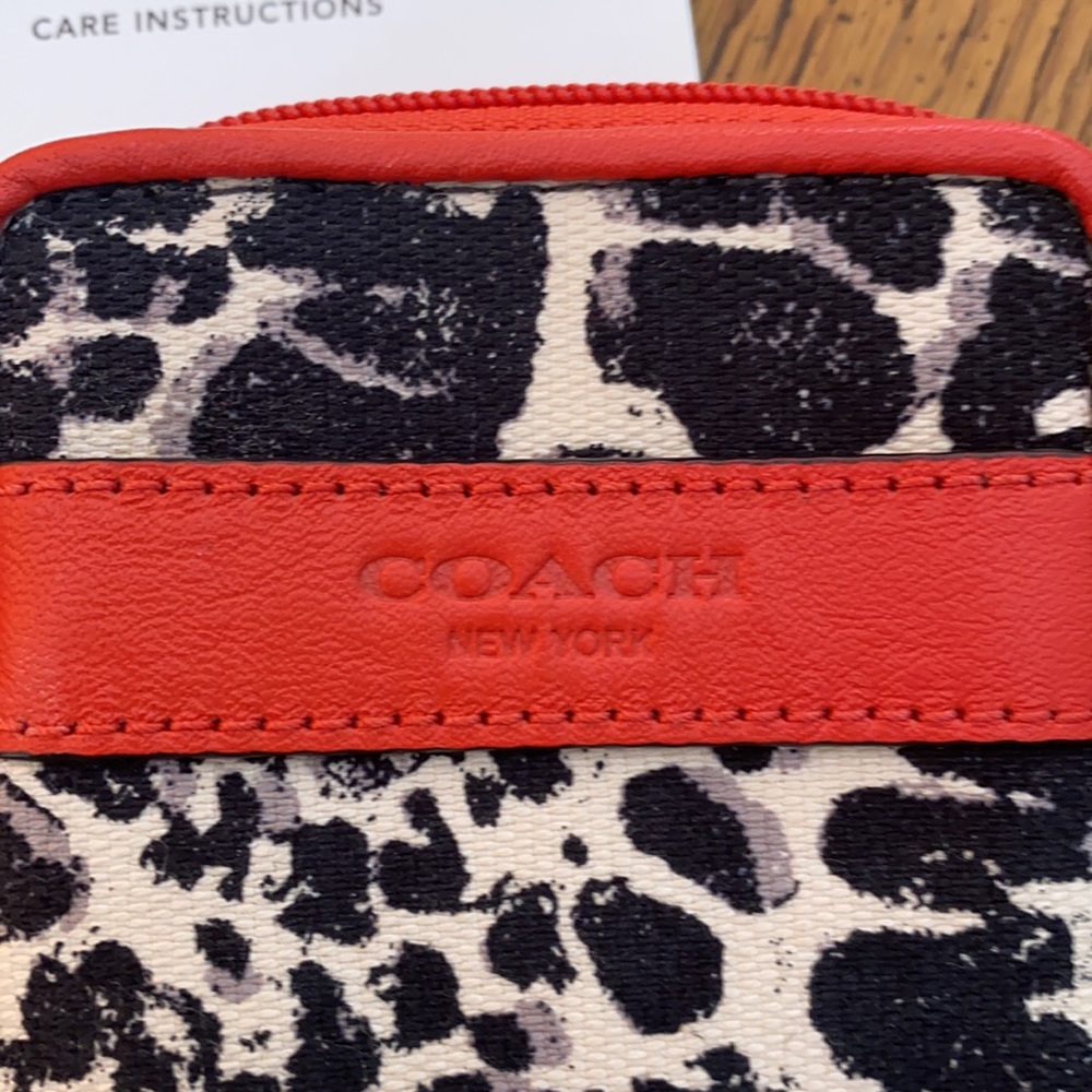 Coach Wristlet - Picture 2 of 6